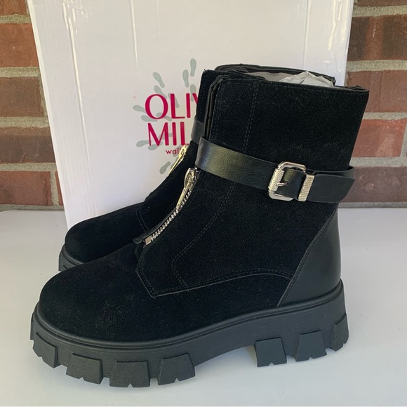 Olivia Miller Angie Black Lugged Platform Ankle Boot Size US 8 M - Picture 4 of 8